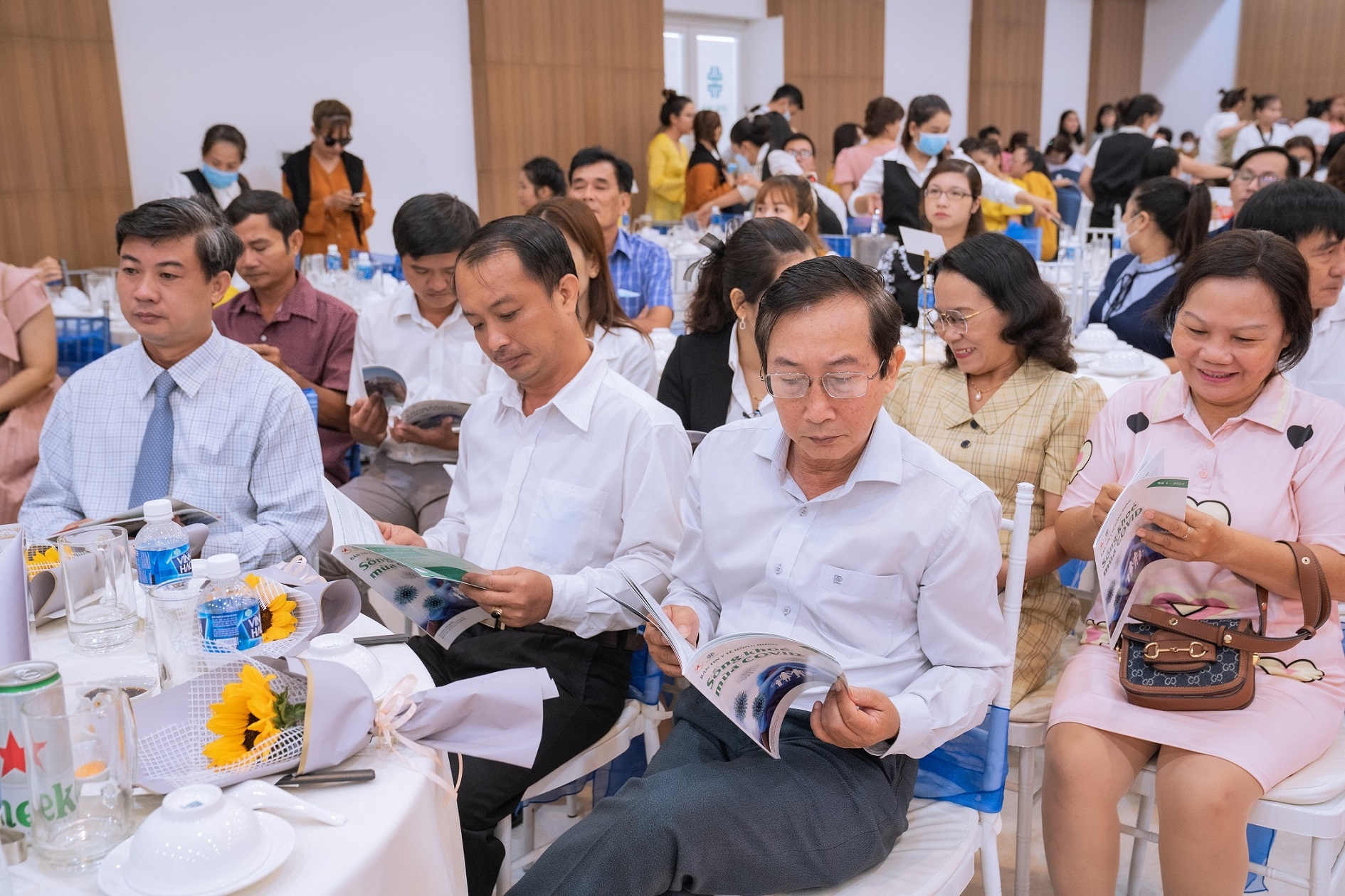 Hình ảnh Bản tin Y tế số 1 tại buổi lễ ra mắt ngày 27.2.2022